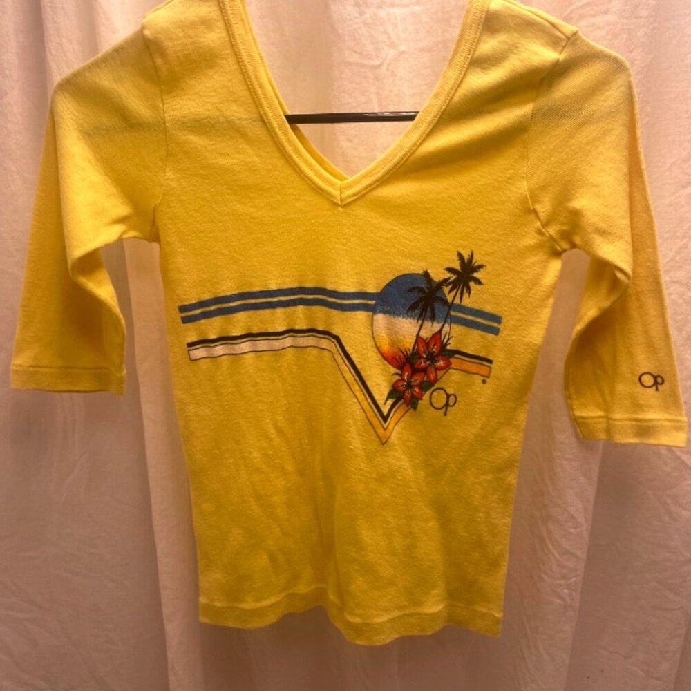 OP brand 3/4 in sleeve T-shirt